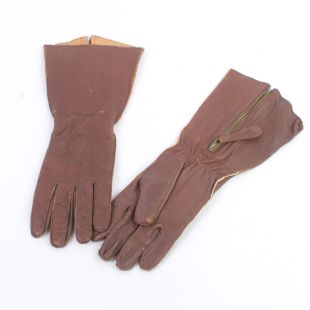 WW2 RAF Battle of Britain Period 1933 Pattern Flying Gloves. Original